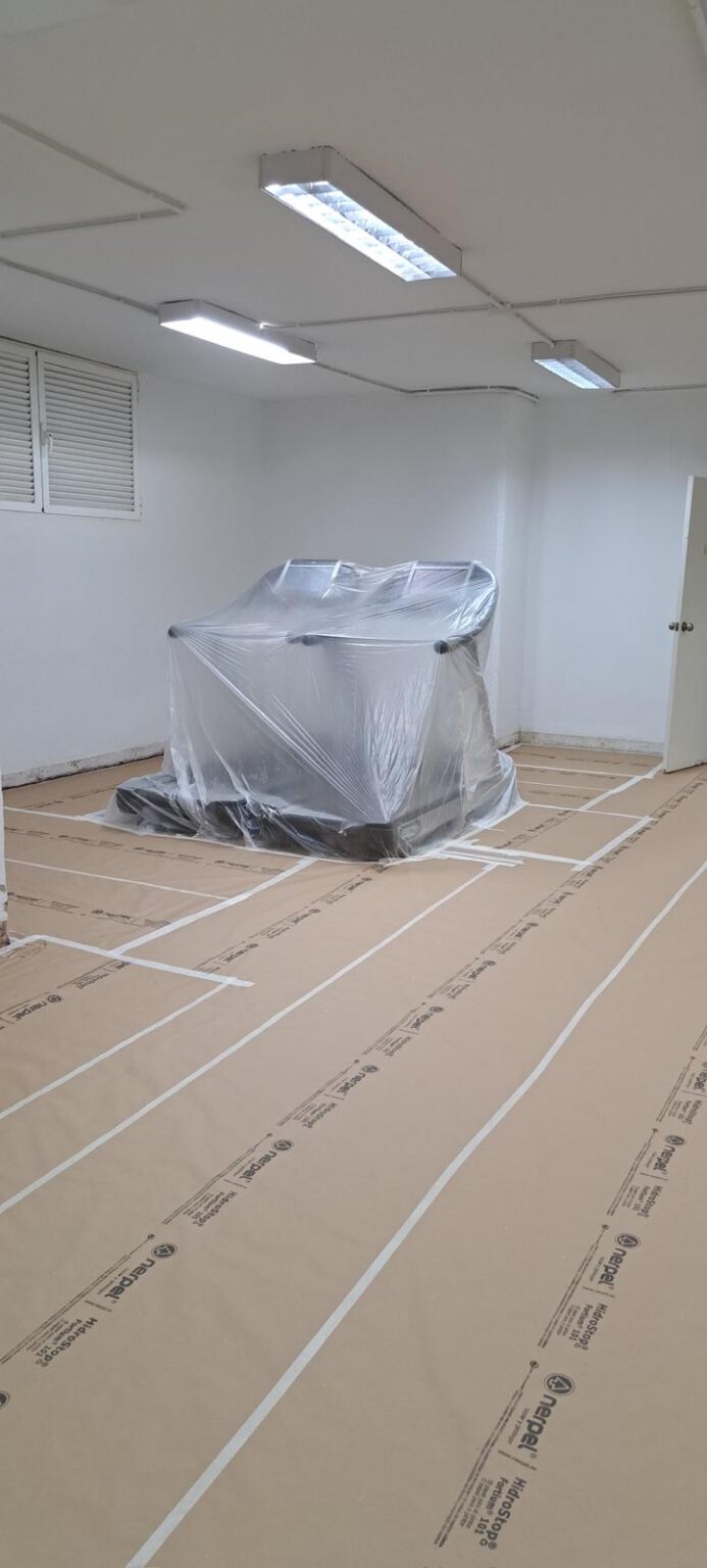 Empresa especializada en lacado económico de armarios y puertas de madera en Murcia, Archena y alrededores